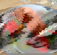 Buster Brown Cafe - Queensland Tourism