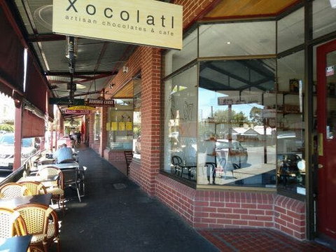 Hello Birdie - QLD Tourism 0