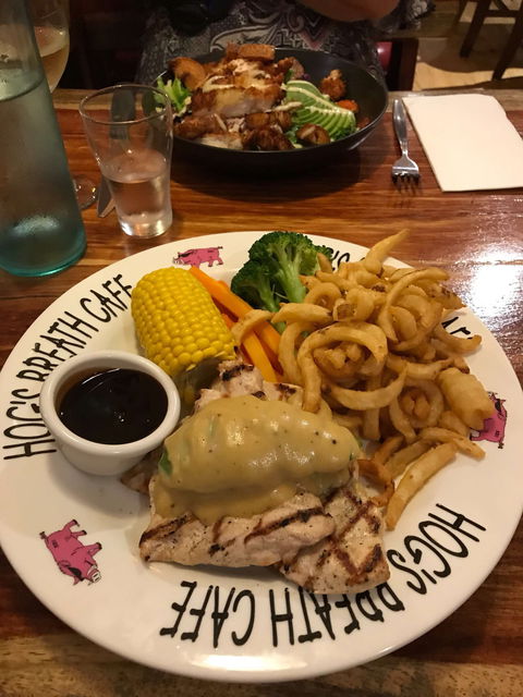 Hog's Australia's Steakhouse - Queensland Tourism 0