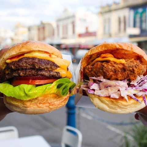 Pattysmiths Burgers - Templestowe - Queensland Tourism 0