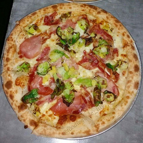 Rossonero Pizza - QLD Tourism 0