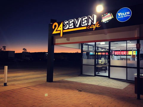 24 Seven Cafe - Queensland Tourism 0