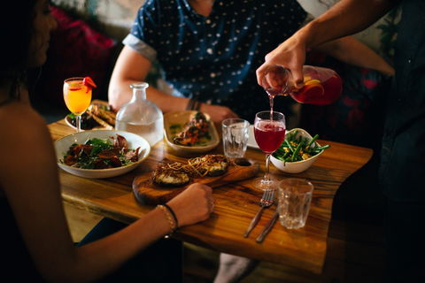 Del Punto - Queensland Tourism 2