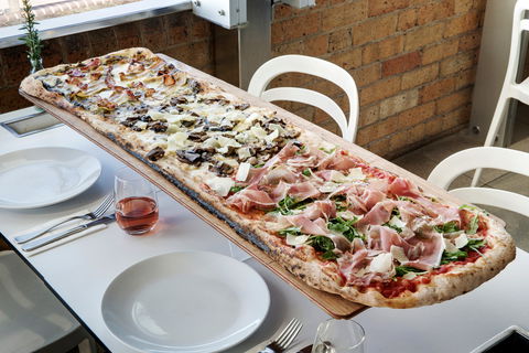 Northbeach Pavilion Pizza Restaurant, Bar And Kiosk - Queensland Tourism 0