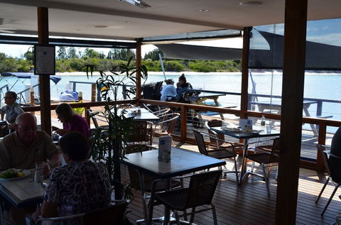 Paradise Marina - Queensland Tourism 0