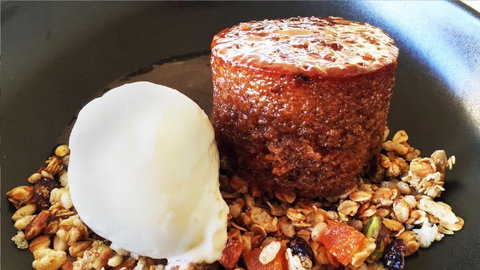 Terrace Grill - Lynwood Country Club - Queensland Tourism 0