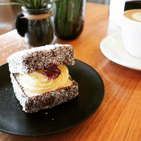 The Hub 3070 - QLD Tourism 0