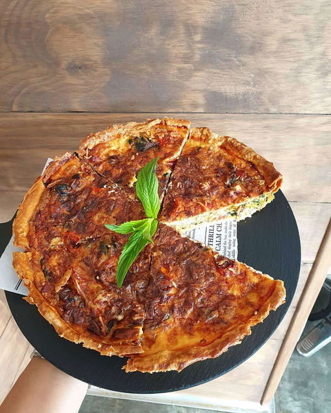 Cariola - Queensland Tourism 0