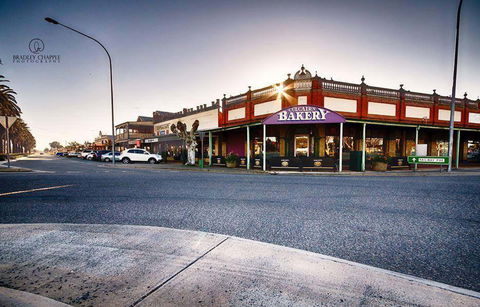 Culcairn Bakery - Queensland Tourism 0