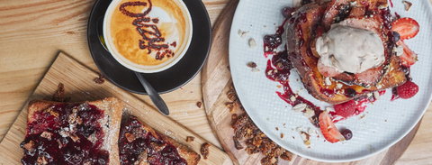 Dizy's - QLD Tourism 1