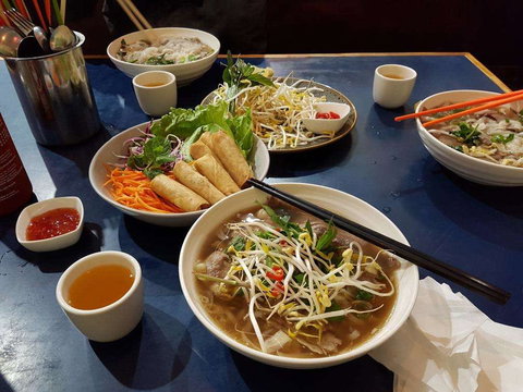 Madame Saigon - Queensland Tourism 0