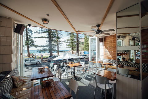 Manly Wine - The Sebel Manly Beach - Queensland Tourism 0