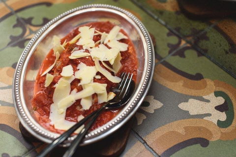 Mr Bond - QLD Tourism 0