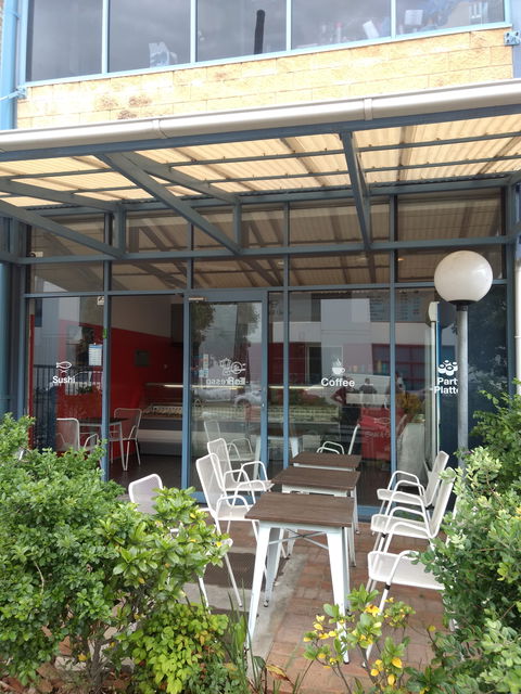 Sushi & Coffee - QLD Tourism 0