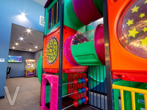 V Hotel - Queensland Tourism 2