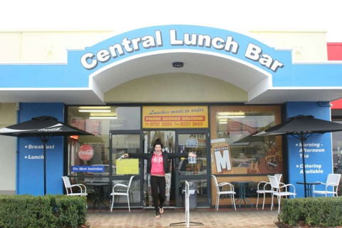 Central Lunch Bar - QLD Tourism 0