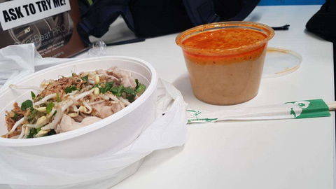 Kow Thai Thai Cuisine & Noodle Bar - Queensland Tourism 0