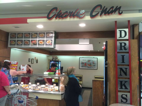 La Capanna Pizzeria - QLD Tourism 0