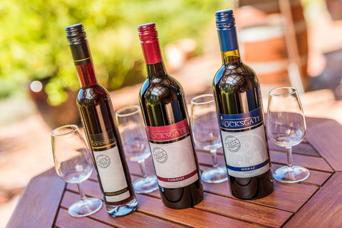 Rocksgate Winery - Queensland Tourism 0