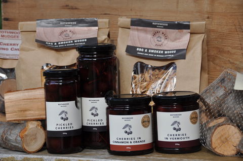 Roth Family Orchard - Queensland Tourism 0