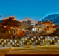 Royal Hotel Queanbeyan - Queensland Tourism
