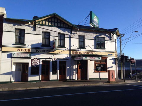 The Royal Oak - Queensland Tourism 0