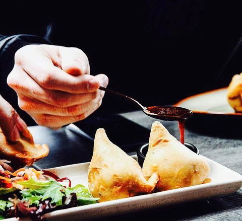 Roshni Indian Restaurant - QLD Tourism 10