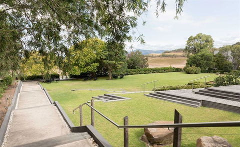 Vines Restaurant At Hollydene Estate - Queensland Tourism 11