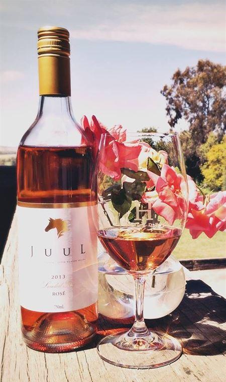 Vines Restaurant At Hollydene Estate - Queensland Tourism 4