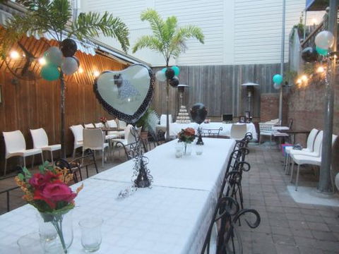 Kryptic Lounge Bar & Restaurant - Queensland Tourism 14