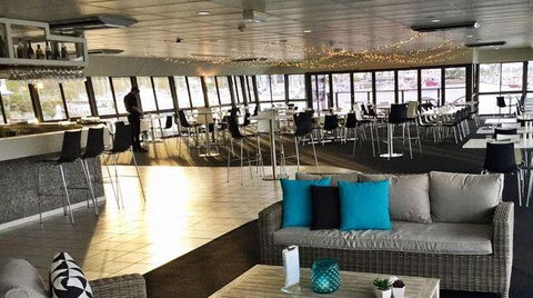 Pier Restaurant - Queensland Tourism 12