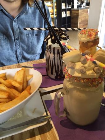 Cuisine On Bowen - Queensland Tourism 0