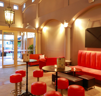 Hope Island Tavern - QLD Tourism