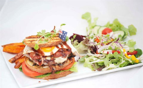 Ken's Humble Pie Shop - Queensland Tourism 6
