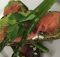 Castaway Cafe - Jacobs Well - Queensland Tourism