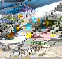 Red Deer Cafe - Queensland Tourism