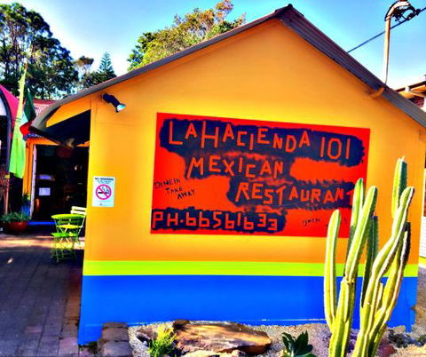 La Hacienda 101 - QLD Tourism 0