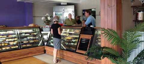 Tumblegum Bakehouse And Cafe - Queensland Tourism 2