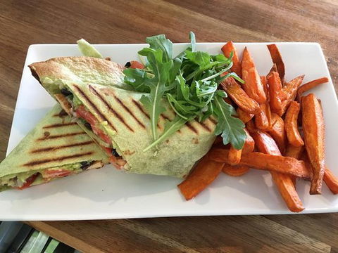 Coogle Cafe & Garden - Queensland Tourism 0