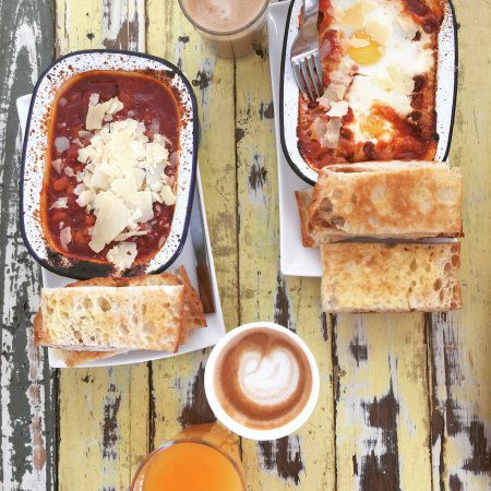 The Caff - Queensland Tourism 0