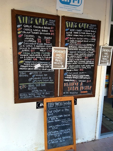 Fins Cafe - Queensland Tourism 3