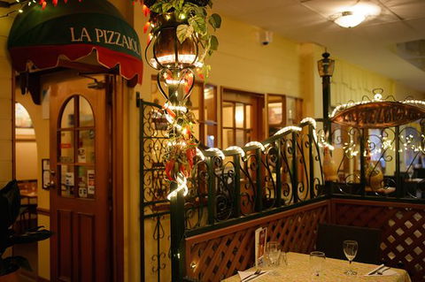 La Pizzaiola - Queensland Tourism 0
