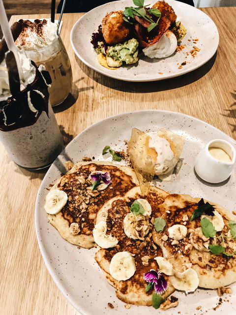 Pawpaw Cafe - QLD Tourism 6