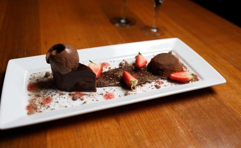 Spoons Riverside - Queensland Tourism 0