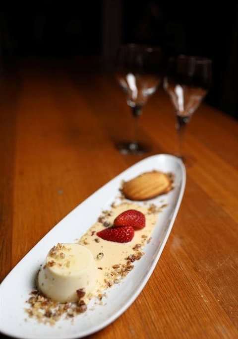 Spoons Riverside - Queensland Tourism 1