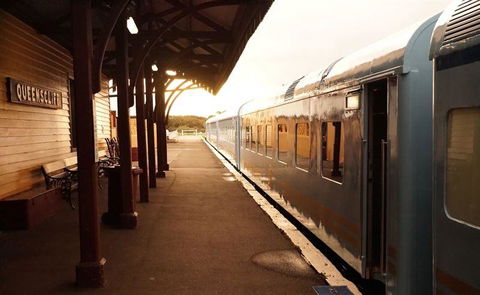The Q Train - Queensland Tourism 7
