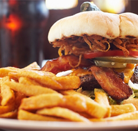 Karama Plaza Tavern - Queensland Tourism