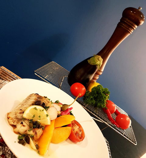 Aqua Restaurant & Bar - Queensland Tourism 4