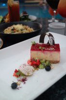 Poolside Restaurant - Queensland Tourism 8