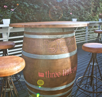 Three Little Pigs Bar  Bistro - Queensland Tourism